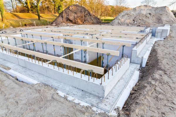 Settling Foundation Service in Schaumburg
